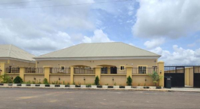 Classy private Home plus Car Close to Abuja center